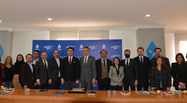 GENÇ İŞ İNSANLARINDAN SİYASİ PARTİLERE ZİYARET