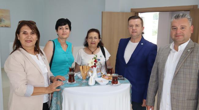 MARMARİS'TE SEÇİM KÜSKÜNLERİ BAYRAMDA BARIŞTI