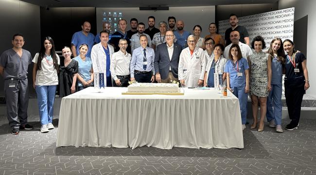 MEDICANA İZMİR'DE 500'ÜNCÜ ROBOTİK AMELİYAT