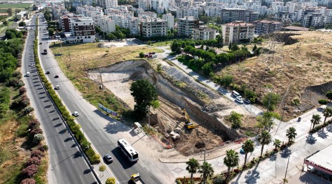 Menemen’e Dev kütüphane!