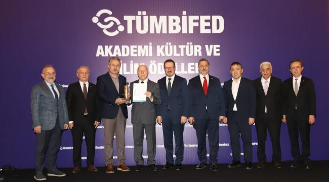 Erzurum’u hep birlikte el ele, gönül birliğiyle inşa ve ihya etmeye devam edeceğiz