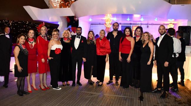 BOĞAZ’DA MUHTEŞEM BALO