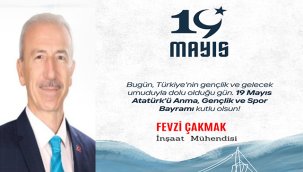 İnşaat Mühendisi Fevzi Çakmak Gençlerin Bayramını Kutladı 