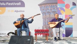 Erzurum Kültür Yolu Festivali tüm coşkusuyla devam ediyor