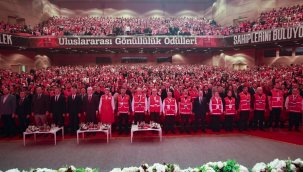 4. Kırmızı Yelek Uluslararası Gönüllülük Ödülleri Sahiplerini Buldu