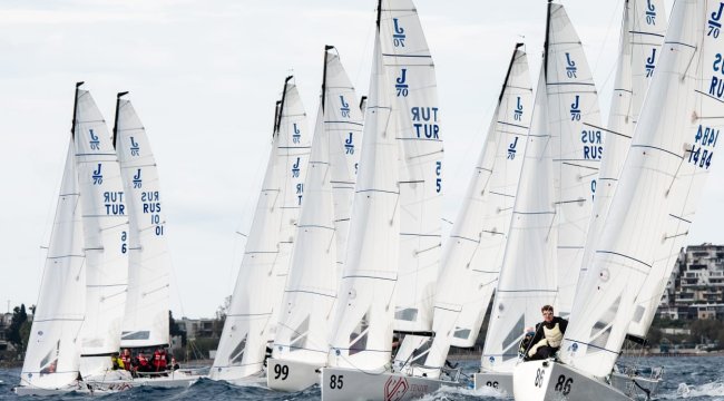 Yelkenciler Tenzor Yarışları için bir araya geldi