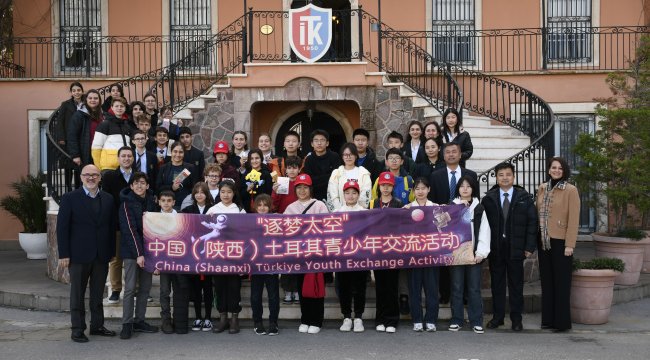 İzmir Özel Türk Koleji ve Xianyang Qidi Middle School Arasında Kardeşlik  Köprüsü Kuruldu!