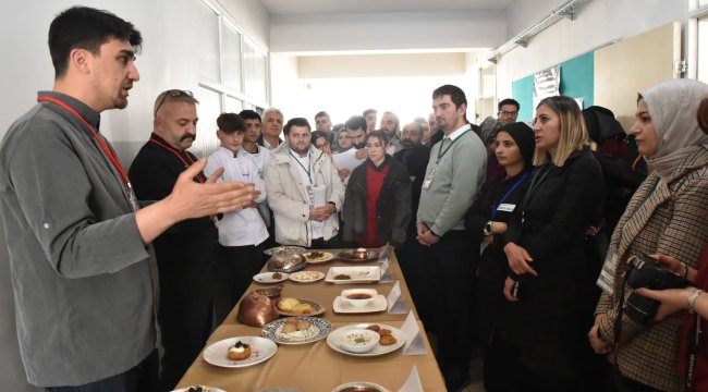 MEB Uluslararası Gastronomi Festivali ve Aşçılık Yarışması Bölge Finali Aziziye'de Düzenlendi