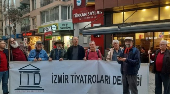 İzmir Tiyatroları Derneği, Dünya Tiyatro Günü'nü Kutladı