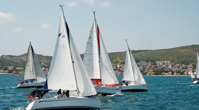 Genç Yelkenciler Urla’da Rüzgarı Arkasına Alacak