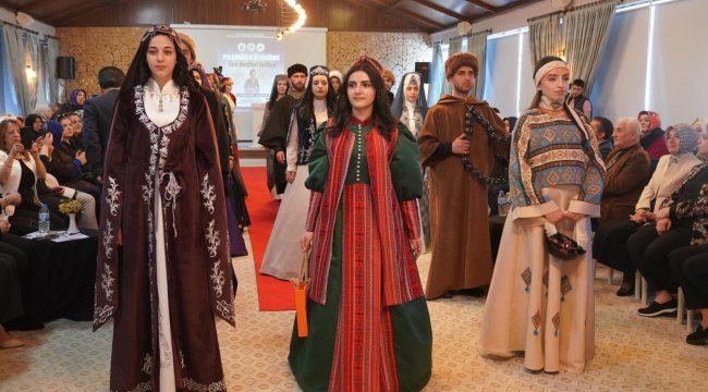 “Palandöken’in Eteğinde Türk Motifleri Defilesi” Büyük Beğeni Topladı