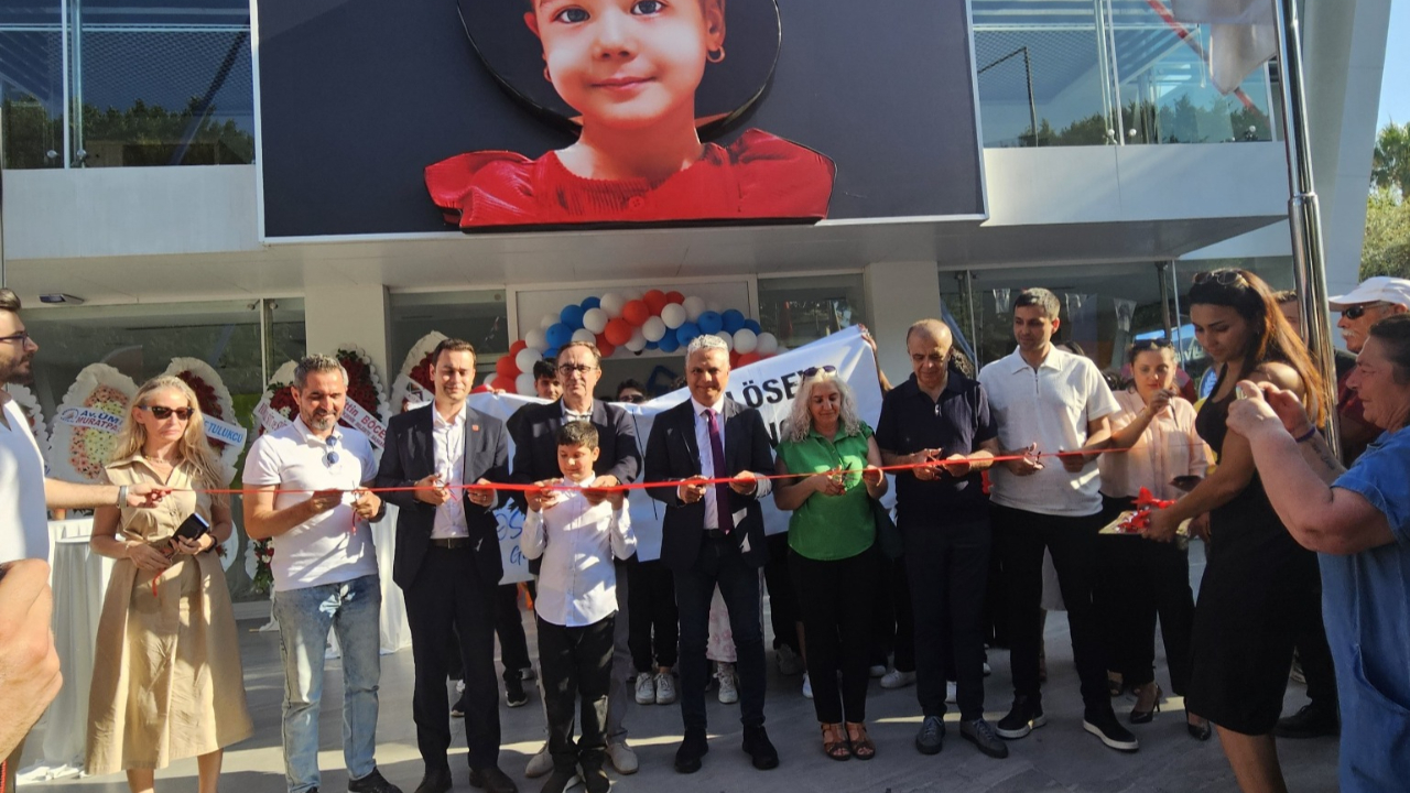 LÖSEV ailesinin, Antalya’daki yeni binası coşkulu bir kutlamayla açıldı