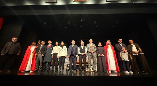 Son Hamle: Uyanış Sahneye Damga Vurdu