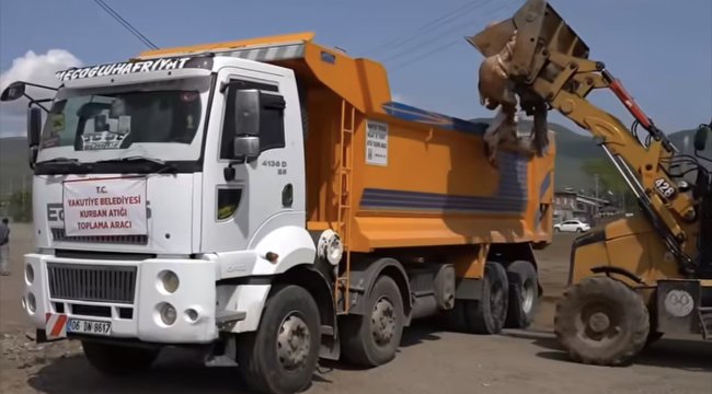 Yakutiye Belediyesi'nden Kurban Bayramı'nda Örnek Temizlik Çalışması