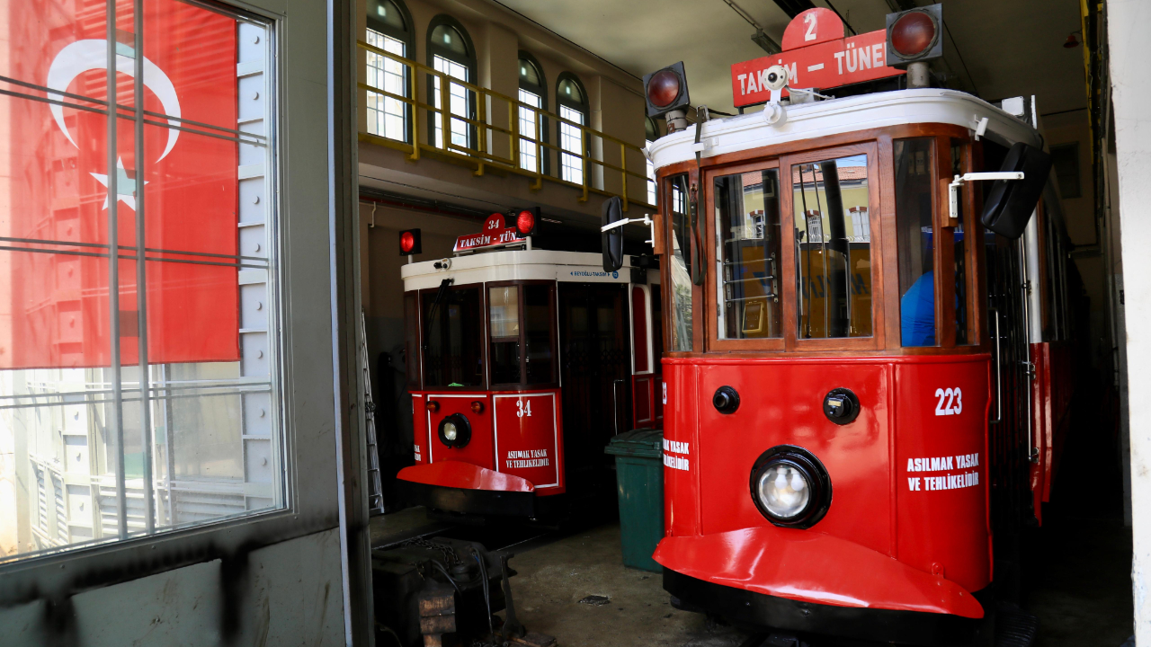 Nostaljik Tramvay aslına uygun şekilde yenilenerek İstanbulluların hizmetine sunuldu