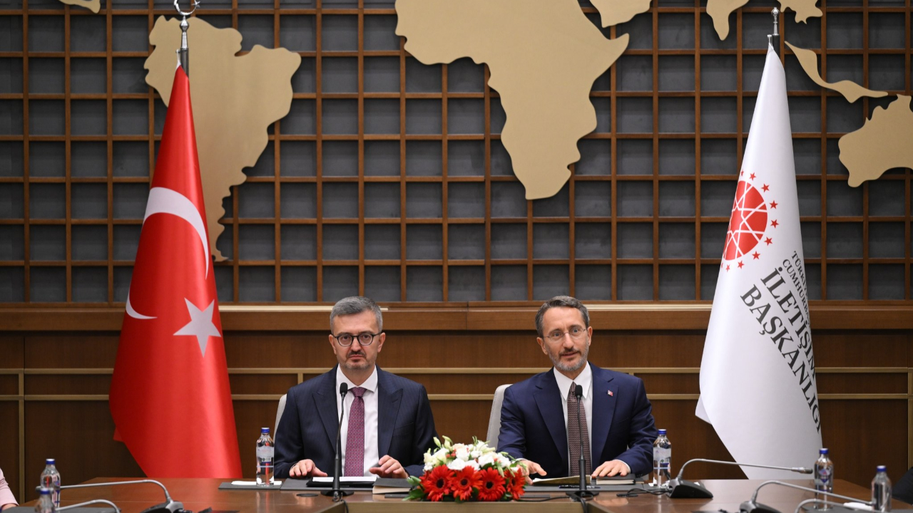 Cumhurbaşkanlığı İletişim Başkanlığına Prof. Dr. Burhanettin Duran Atandı