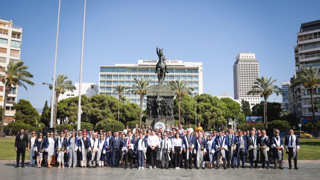 Dokuz Eylül Üniversitesi (DEÜ)  kuruluşunun 43. yılını kutladı