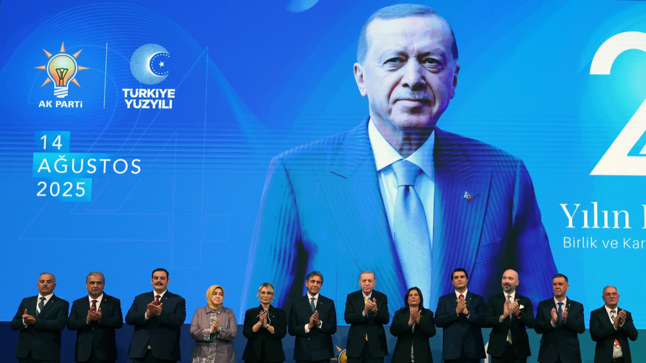 AK Parti’nin 24. Kuruluş Yıl Dönümünde Yeni Katılımlar