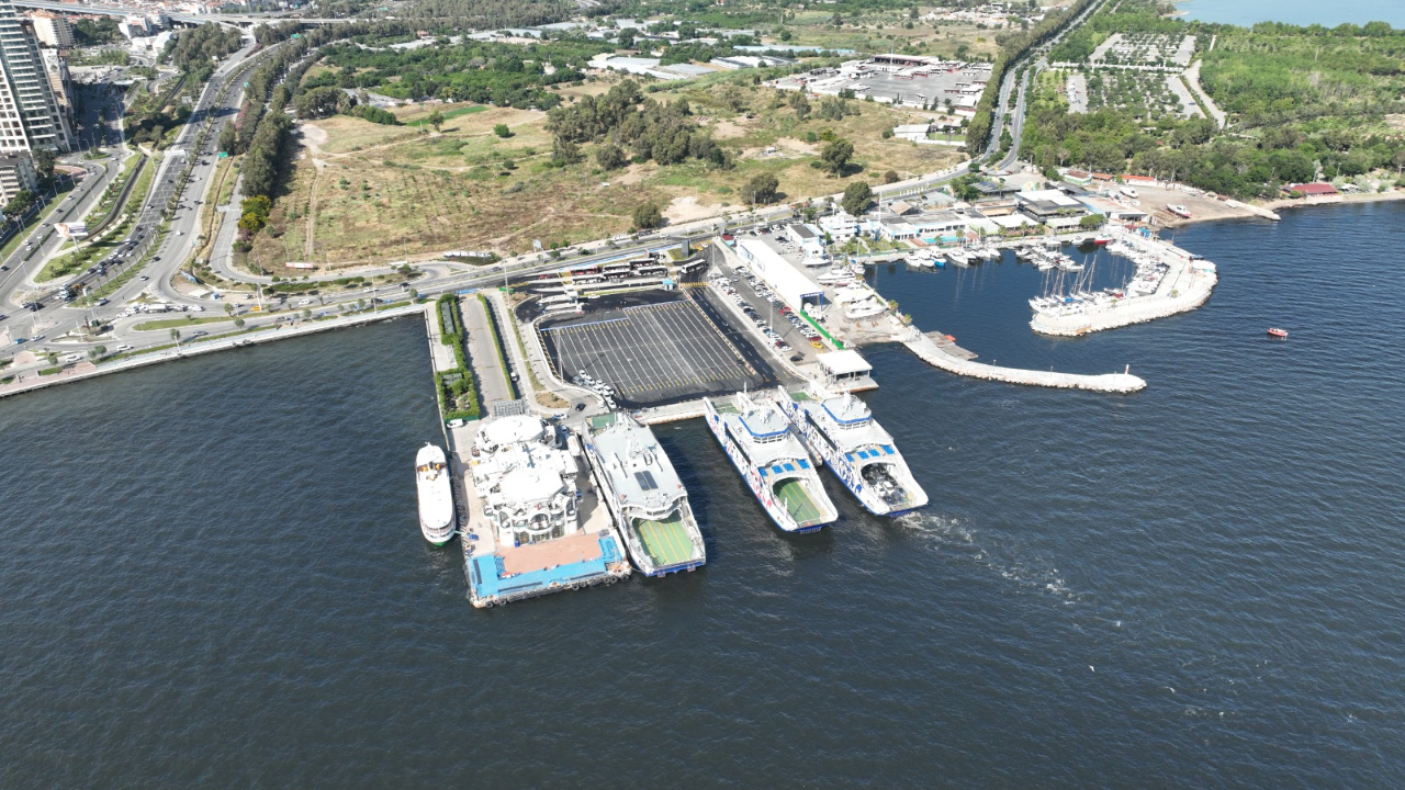 Perşembe günü feribot seferlerine üç saatlik ara