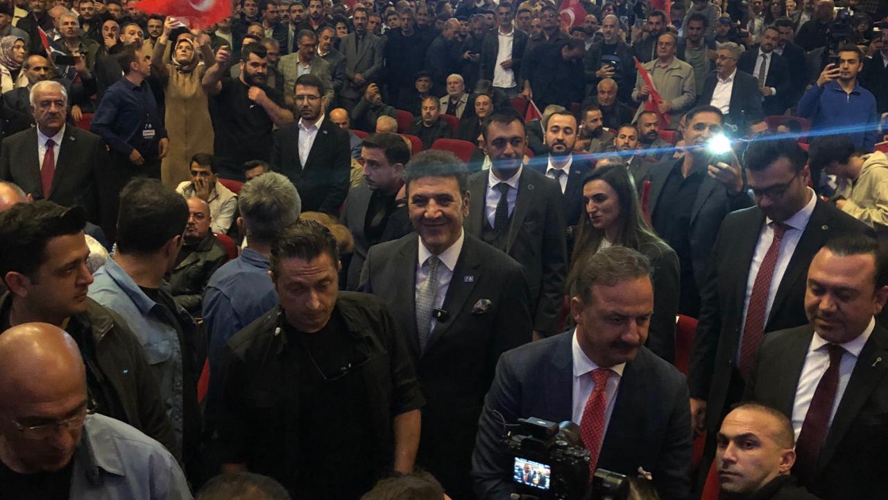 Anahtar Parti Genel Başkanı Yavuz Ağıralioğlu Erzurum’daydı