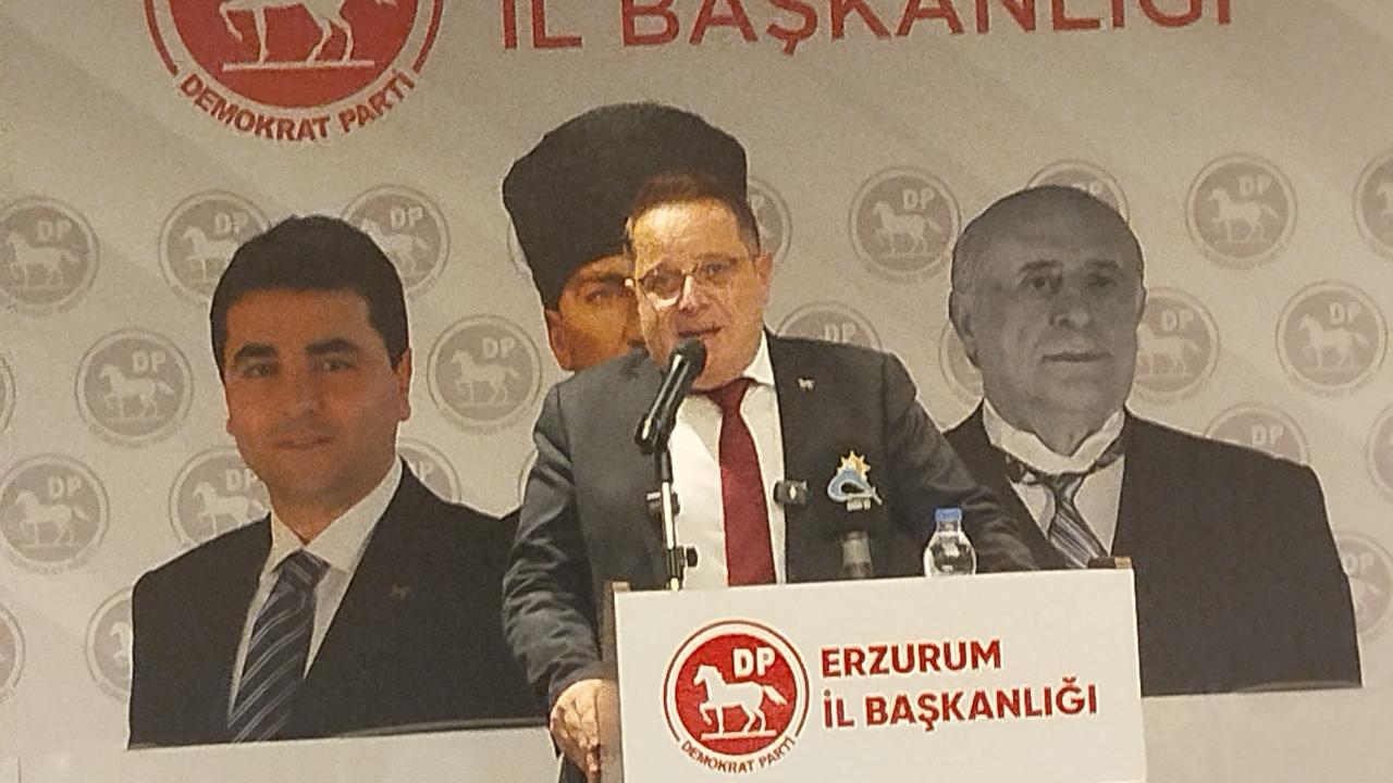Demokrat Parti’ye Katılan Elmalı, Basınla Buluştu