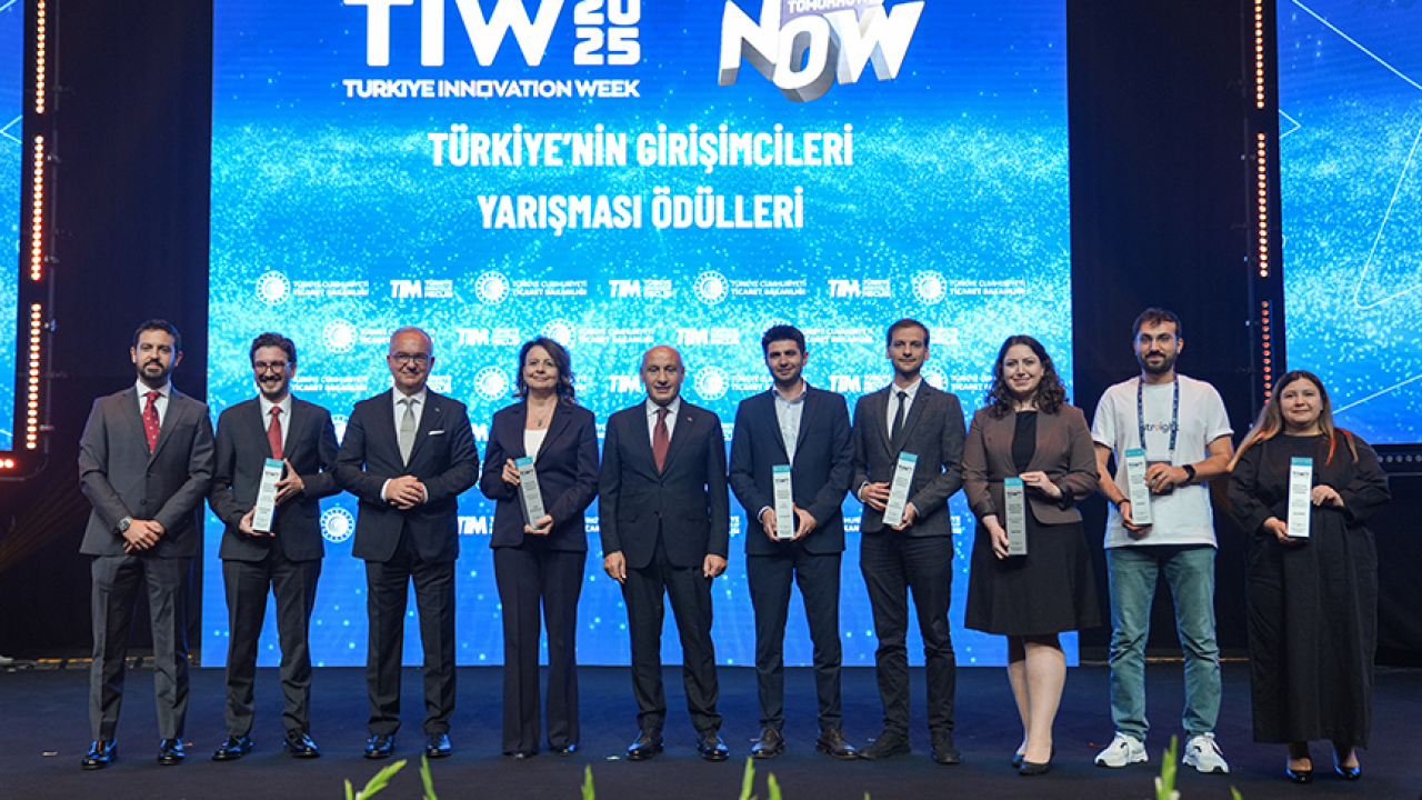 TEKNOFEST Girişimlerinden Büyük Başarı: TIW 2025’te Üç Ödül Birden!