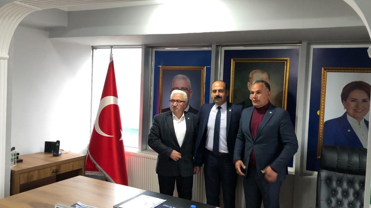 Ali Öğdük Mazbatasını Aldı: “Parti Bayrağını Daha Yukarılara Taşıyacağız“