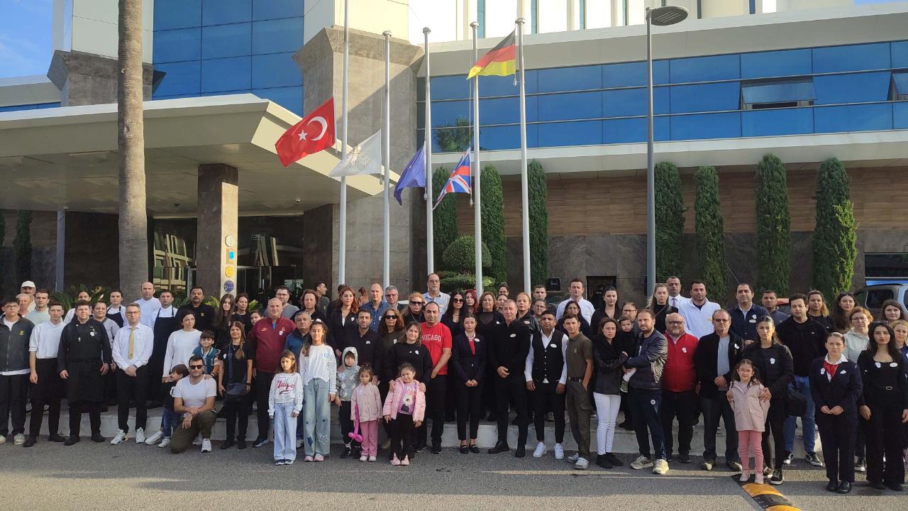 Boyalık Hotel’den 10 Kasım Atatürk Anması