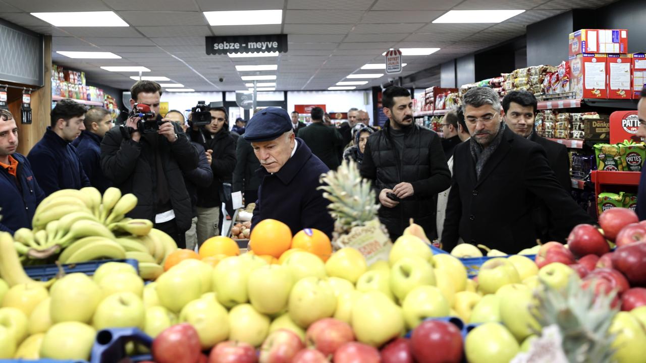 Büyükşehir'den Yeni Bir Yatırım Daha: Vaniefendi Halk Pazarı Açıldı