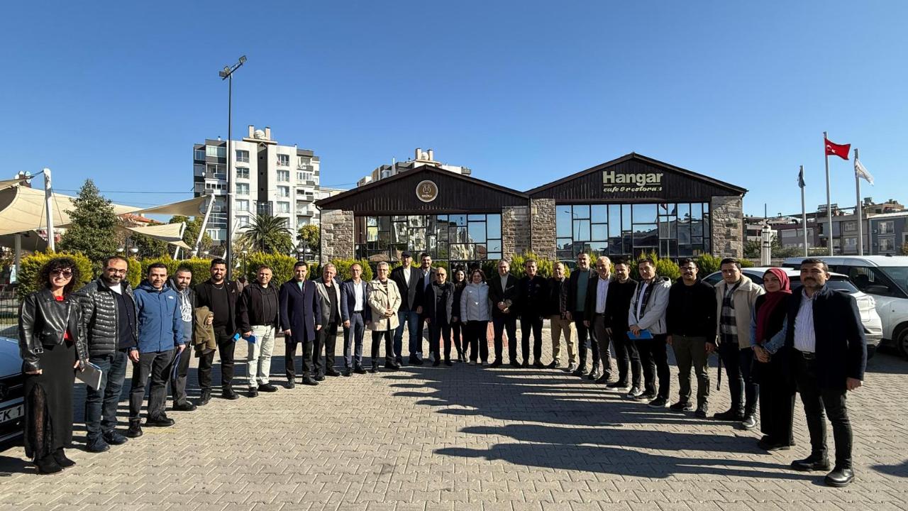 CHP’li Belediye Başkanları Nazilli’de Birlik ve Dayanışma Mesajı Verdi