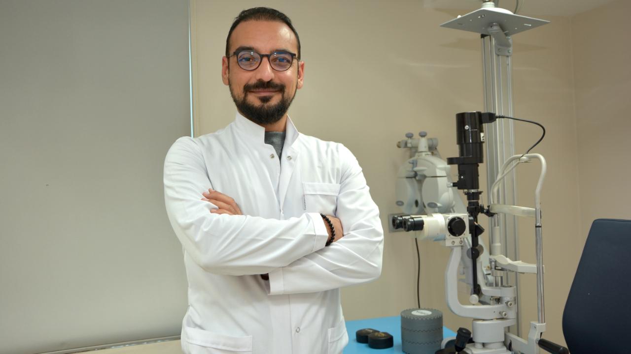 “Göz kapağı estetiği ameliyatları, sağlıklı ve genç görünüm kazandırıyor”