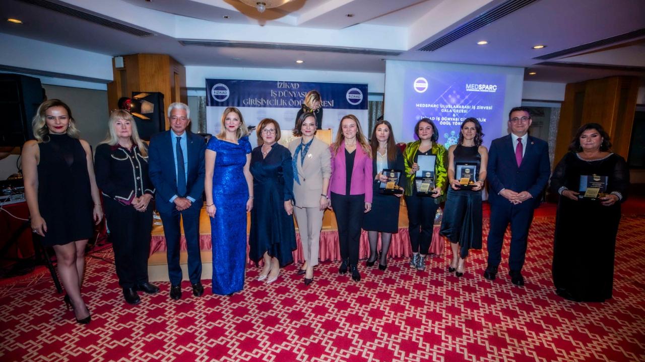 İZİKAD’dan Kadın Girişimcilere İlham Veren Ödüller