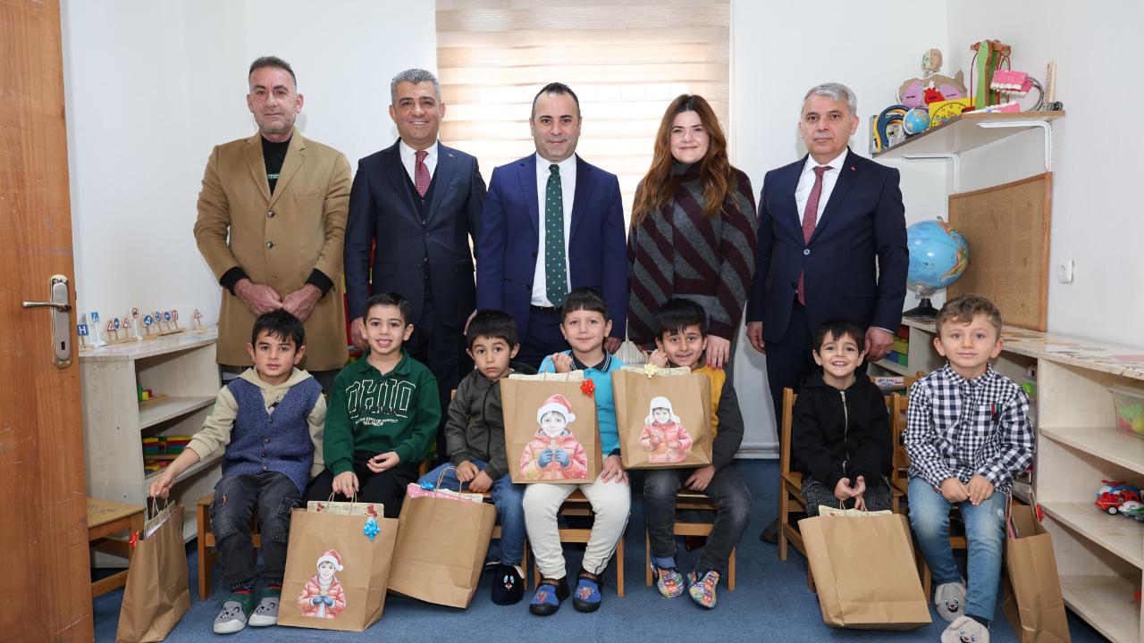 Karne Sevincine Ortak Oldular