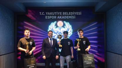 Yakutiye Belediyesi, Esporla Gençlerin Yanında