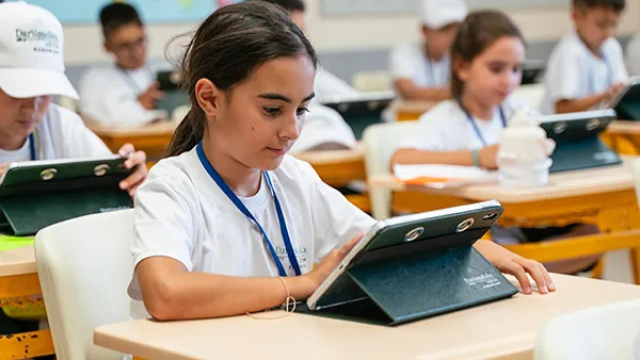 Tam Burslu, Yatılı, Nitelikli Eğitim İçin Darüşşafaka Giriş Sınavı 17 Mayıs'ta 81 İlde