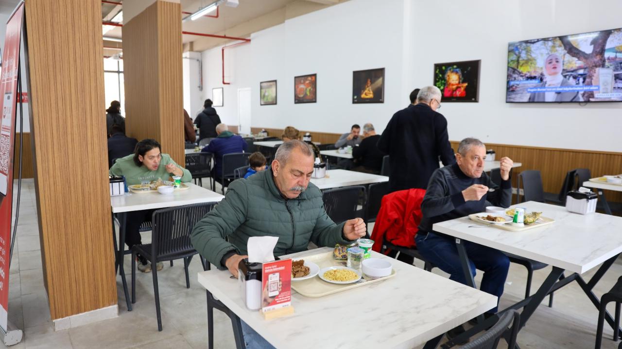 Bursa Büyükşehir Kent Lokantaları yoğun ilgi görüyor