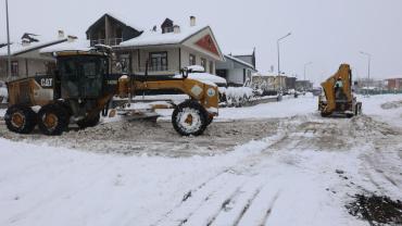 Aziziye’de karla mücadele seferberliği
