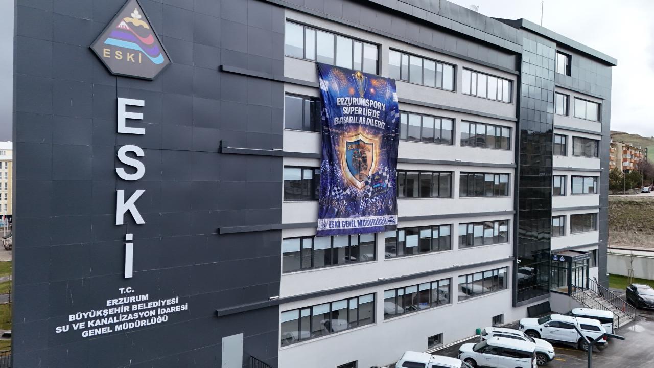 Mavi-Beyaz Bayraklar ESKİ İle Dalgalandı