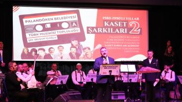 Palandöken’de “Kaset Şarkıları 2” Konseri Yoğun İlgi Gördü