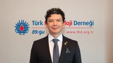Akut Miyeloid Lösemi’de erken dönemde doğru tedavi önem taşıyor