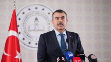 Bakan Tekin Güvenli Okul İçin Düğmeye Bastı